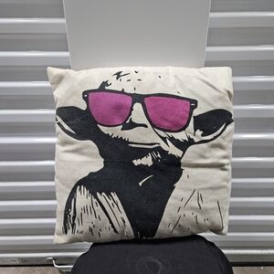 Star Wars Yoda Throw Pillow